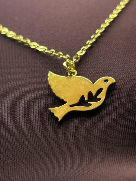 картинка 15 Подвеска голубь золотой от магазина Бронная.Shop+