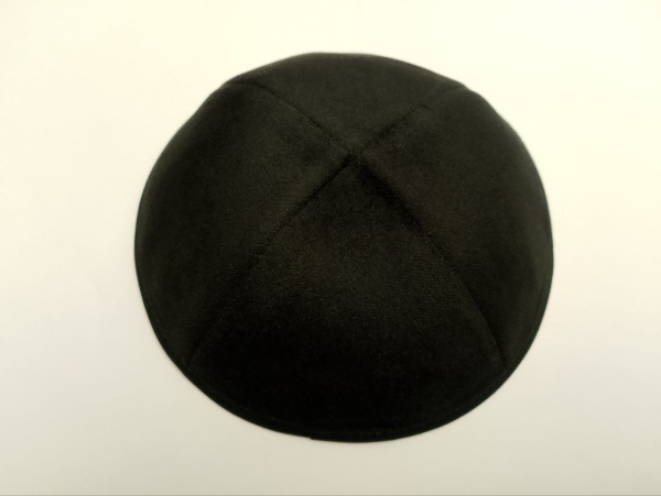 картинка Кипа 4кл. черная экозамша, тесьма х/б от магазина Бронная.Shop+