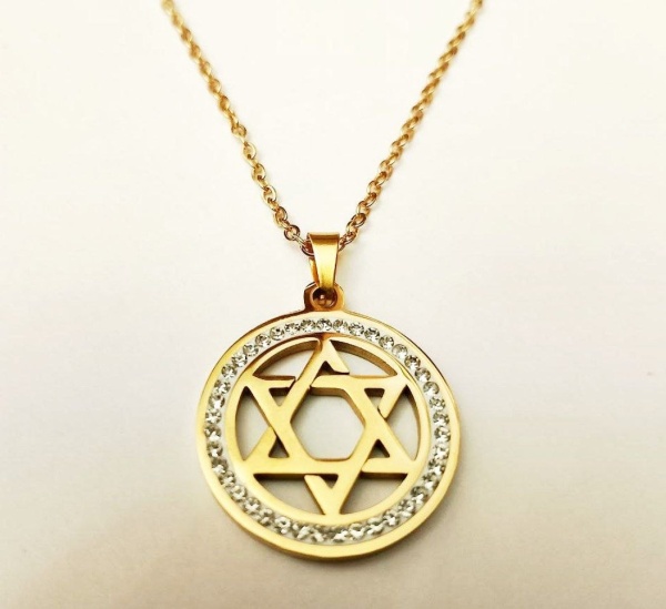картинка Подвеска маген давид в кругу из кристаллов золотистая от магазина Бронная.Shop+